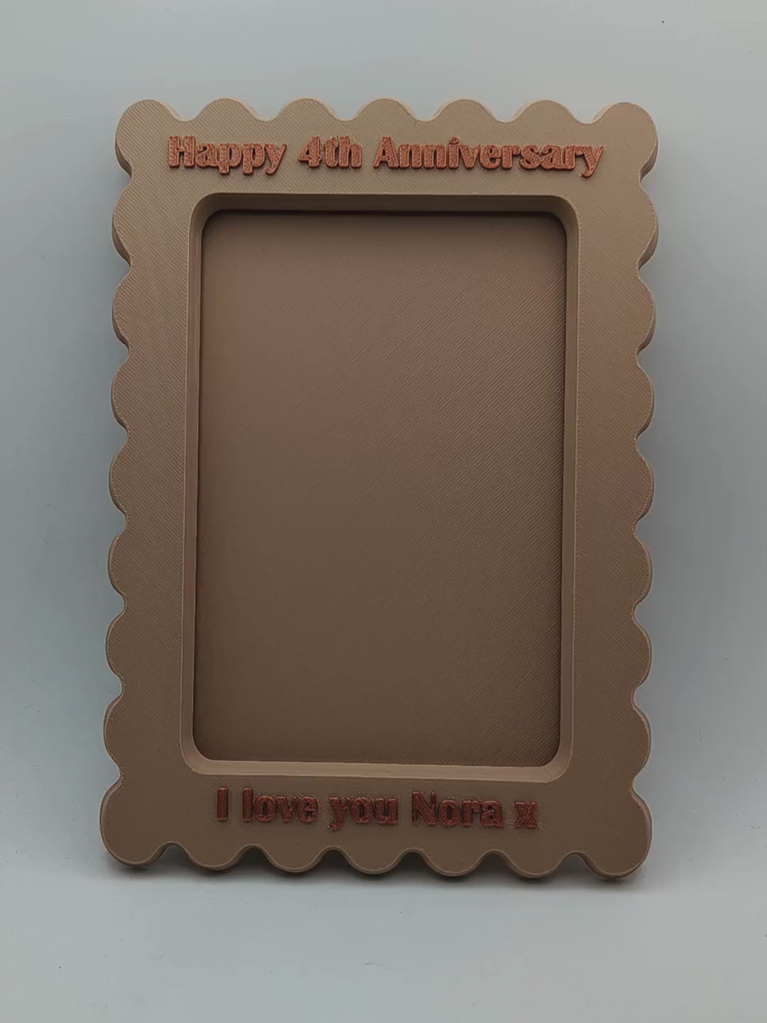 Scalloped Frame - Personalised Photo Frame with Custom Text in Scalloped Design